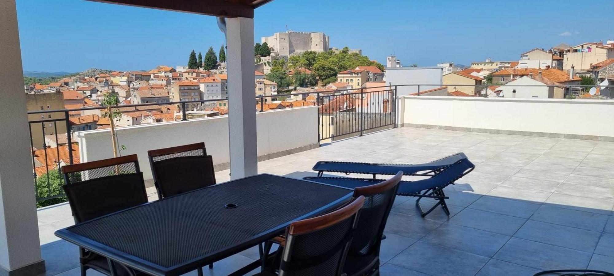 Apartman Bebe In Old Town- With Free Parking Šibenik Dış mekan fotoğraf